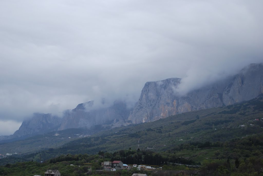 Cloudly Mountains, Оползневое