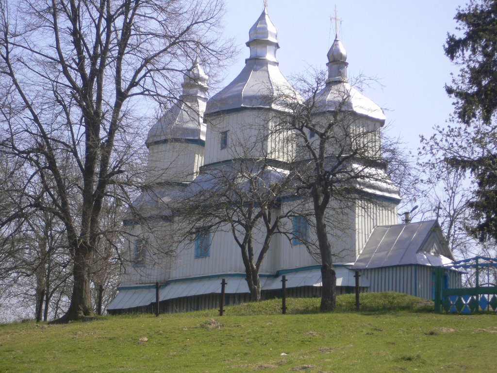 церковь  18  века  в п.г.т.Вороновица., Вороновица