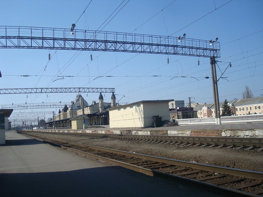 Станция Жмеринка. 4 платформа. Вид в сторону Винницы, Жмеринка