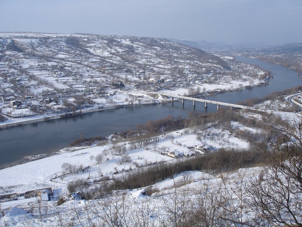мост через Днестр,в Могилев-Подольский, слева Молдавия, Могилев-Подольский