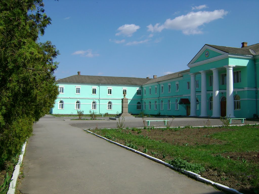 Ветеринарный техникум (малый дворец графа Потоцкого), Тульчин
