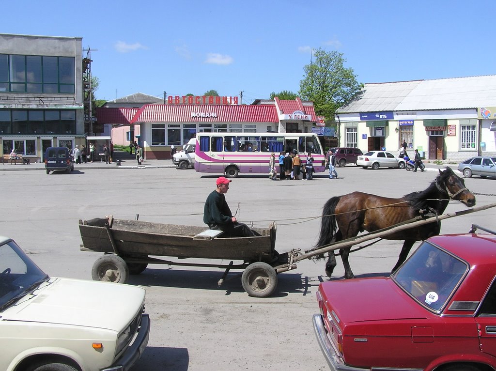 Bus station at Lokachi, Локачи