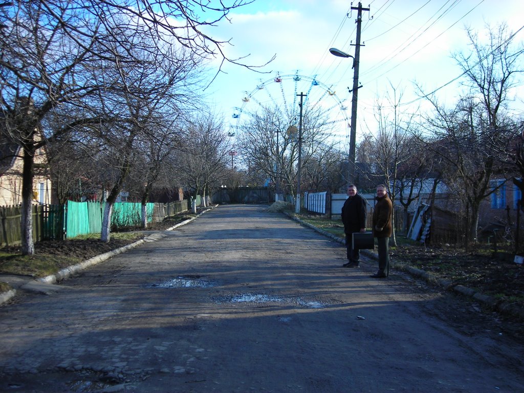East street, Нововолынск