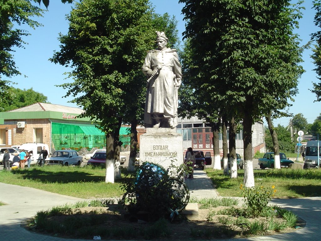 Памятник Б.Хмельницькому, Рожище