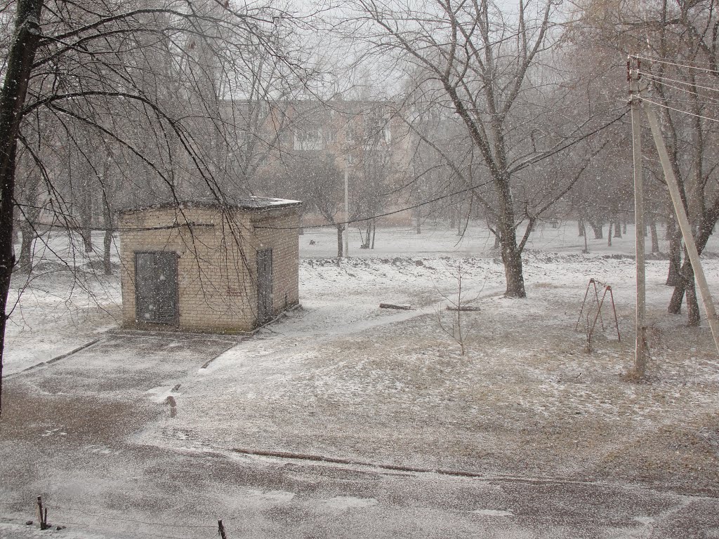 зима "первый снег" 18 январь 2012, Вольногорск