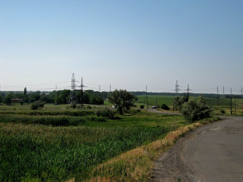 Вид с Буровского моста в сторону Горняцкого. 04.06.2011, Горняцкое